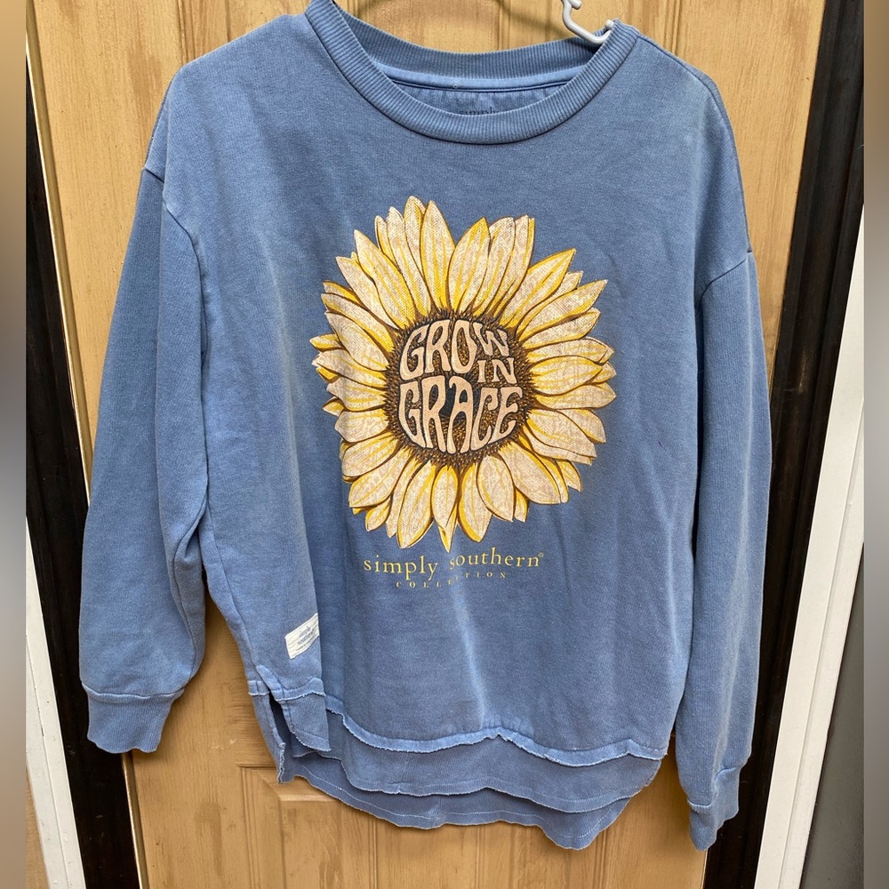 Simply Southern Grow in Grace sweatshirt pullover large
